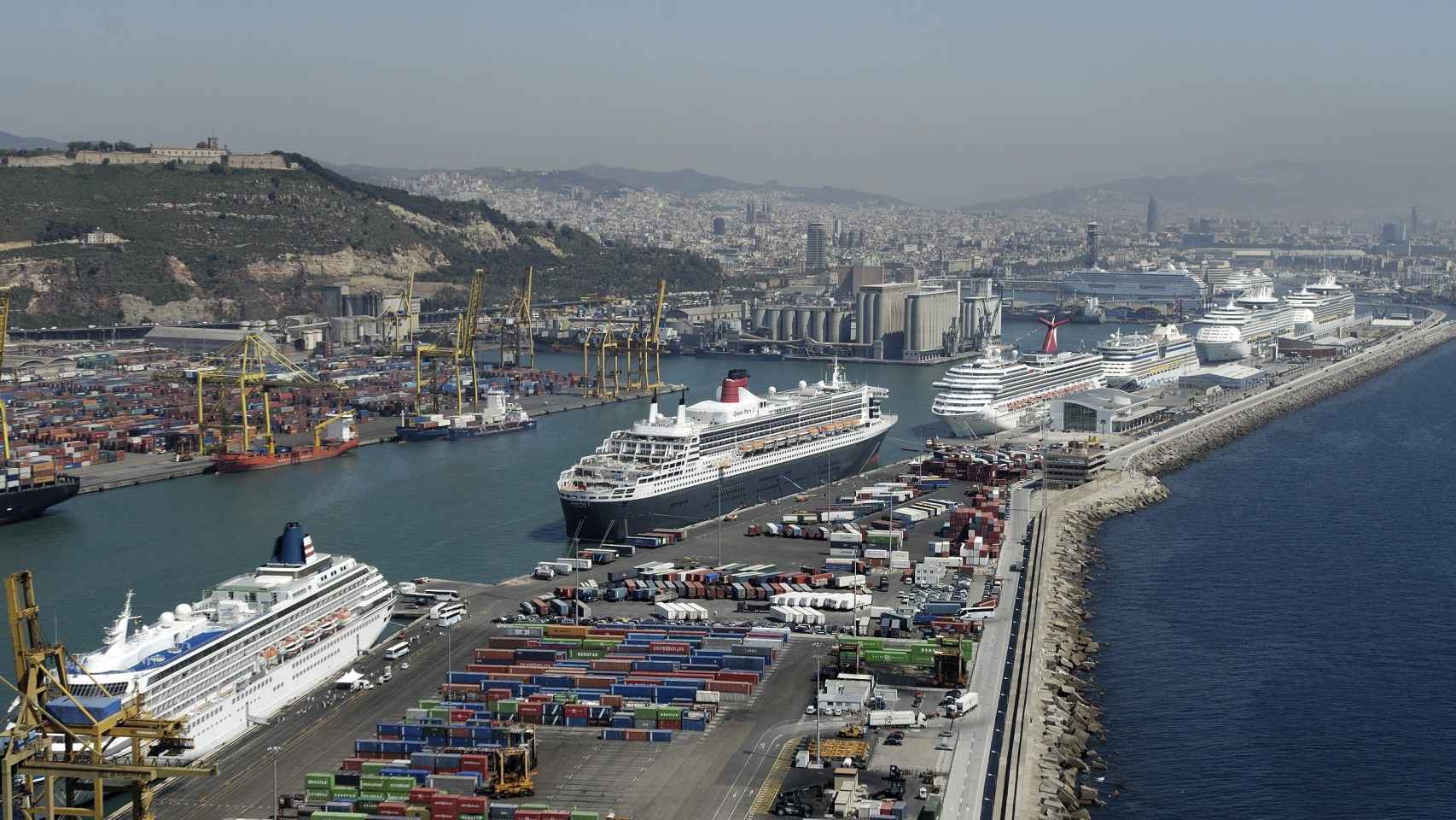 Imagen aérea del Puerto de Barcelona, en una imagen de archivo