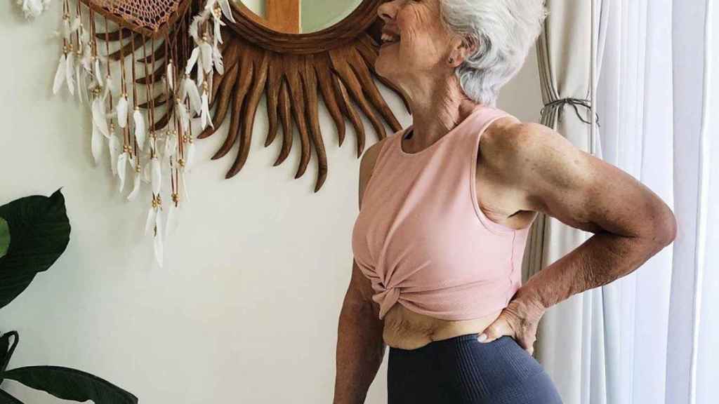 Joan McDonald, una influencer del fitness de 74 años / INSTAGRAM