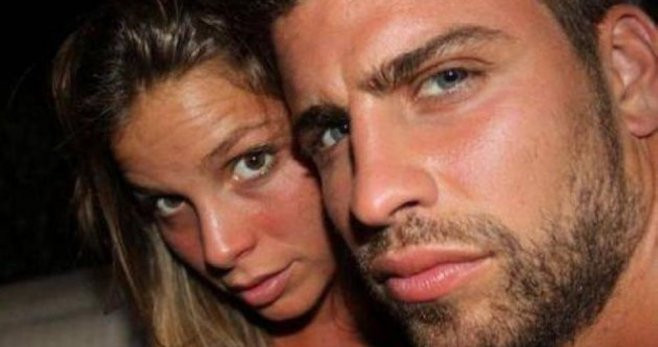 Una foto de Gerard Piqué y Núria Tomas