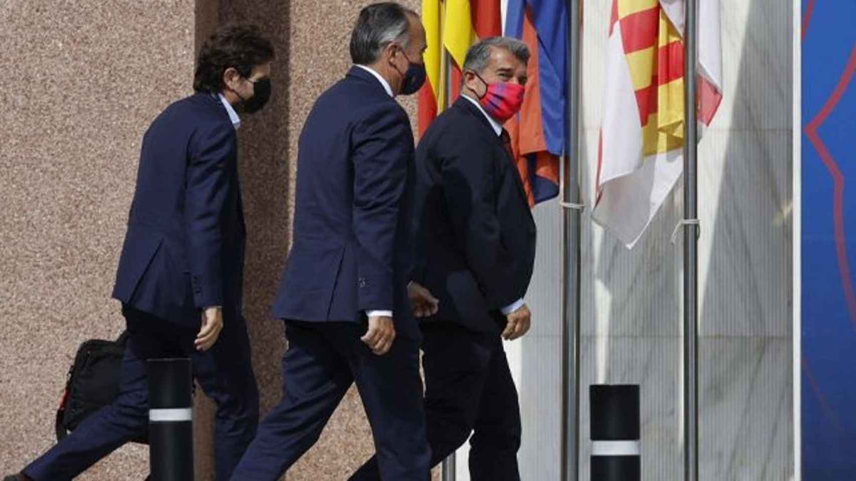 Laporta, llegando a la cumbre con Ronald Koeman / EFE