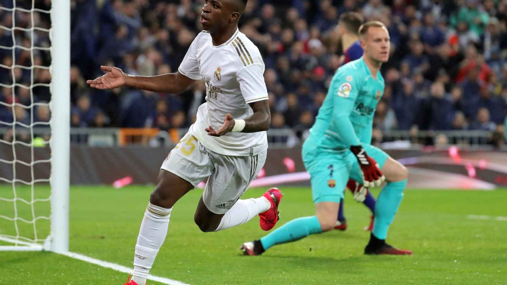 Vinicius celebrando su gol contra el Barça / EFE