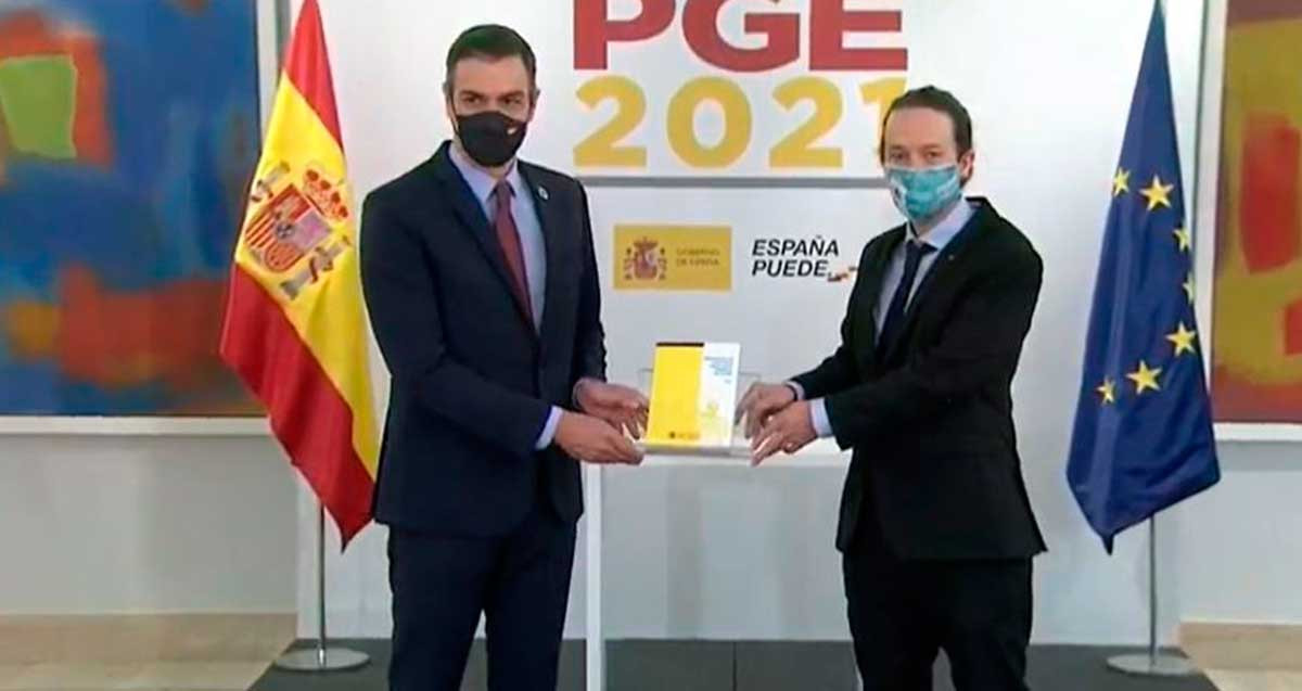 El presidente del Gobierno, Pedro Sánchez y el vicepresidente Pablo Iglesias, en la presentación de los presupuestos / EP