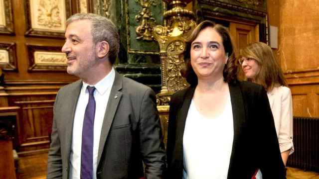 La alcaldesa de Barcelona, Ada Colau (BComú), y el primer teniente de alcalde, Jaume Collboni (PSC), en una imagen de archivo / EFE