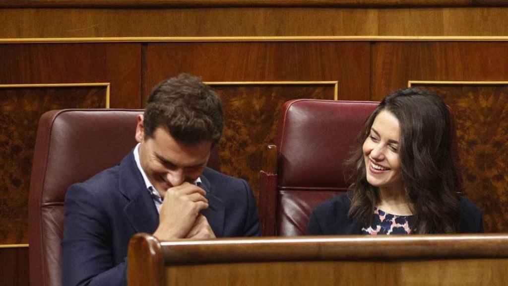 Albert Rivera e Inés Arrimadas (Cs) en el Congreso de los Diputados / EFE