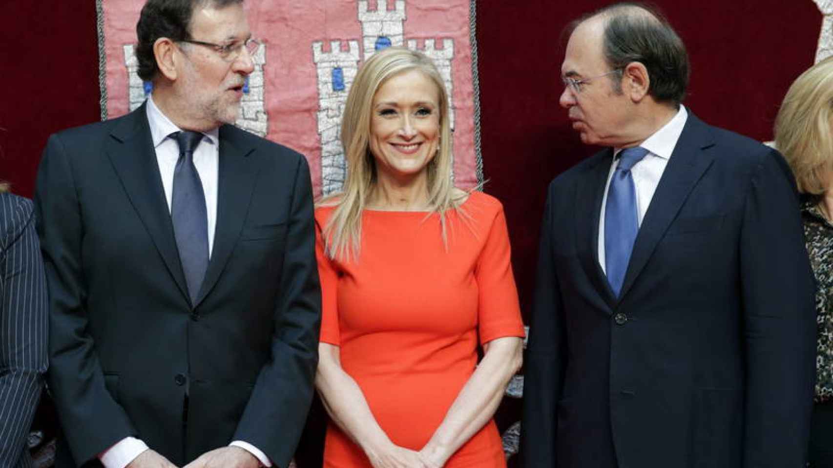 Pío García Escudero (d) con Mariano Rajoy y Cristina Cifuentes