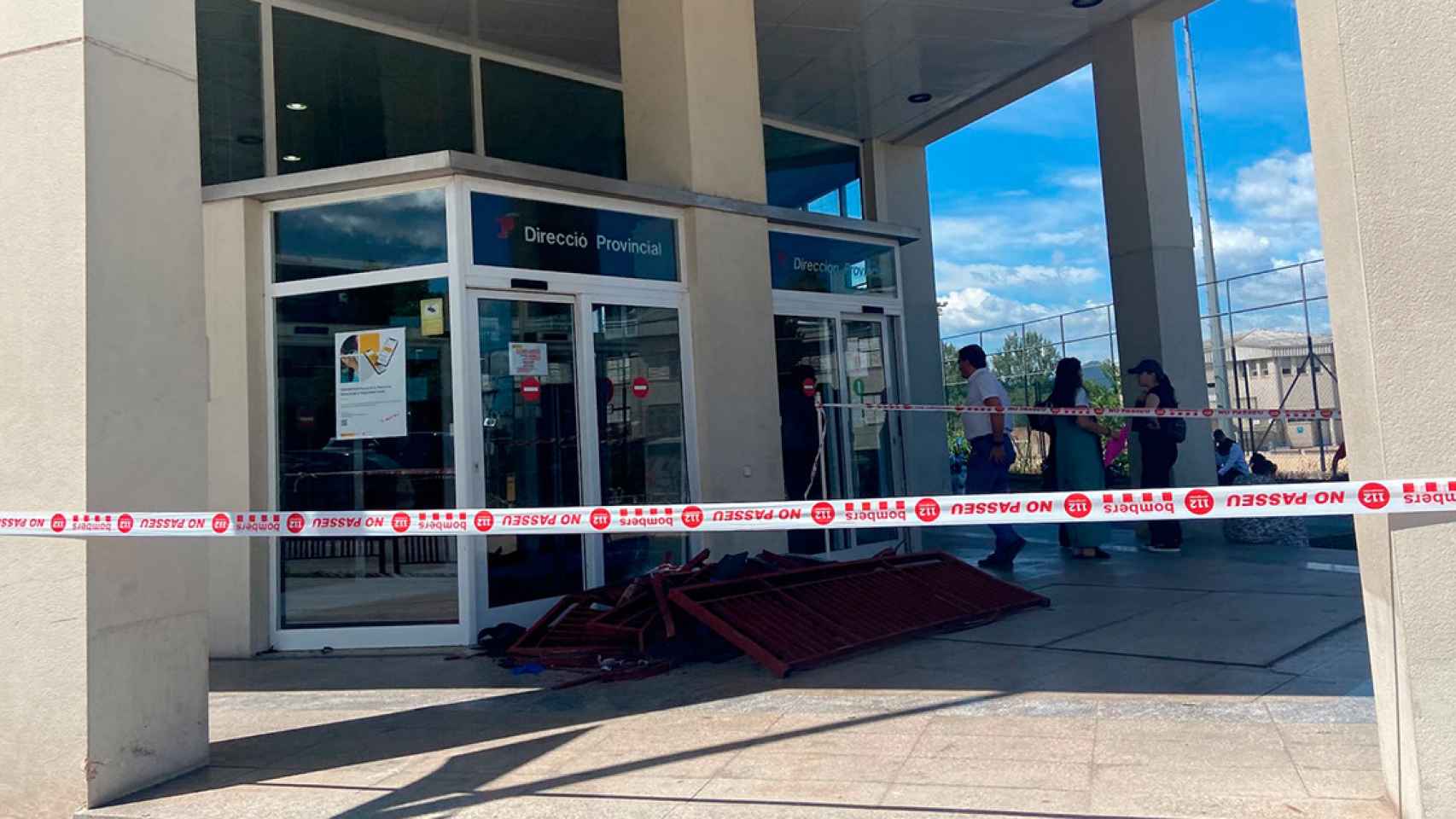 Entrada de la Tesorería General de la Seguridad Social de Girona esta mañana / NOELIA CARCELLER