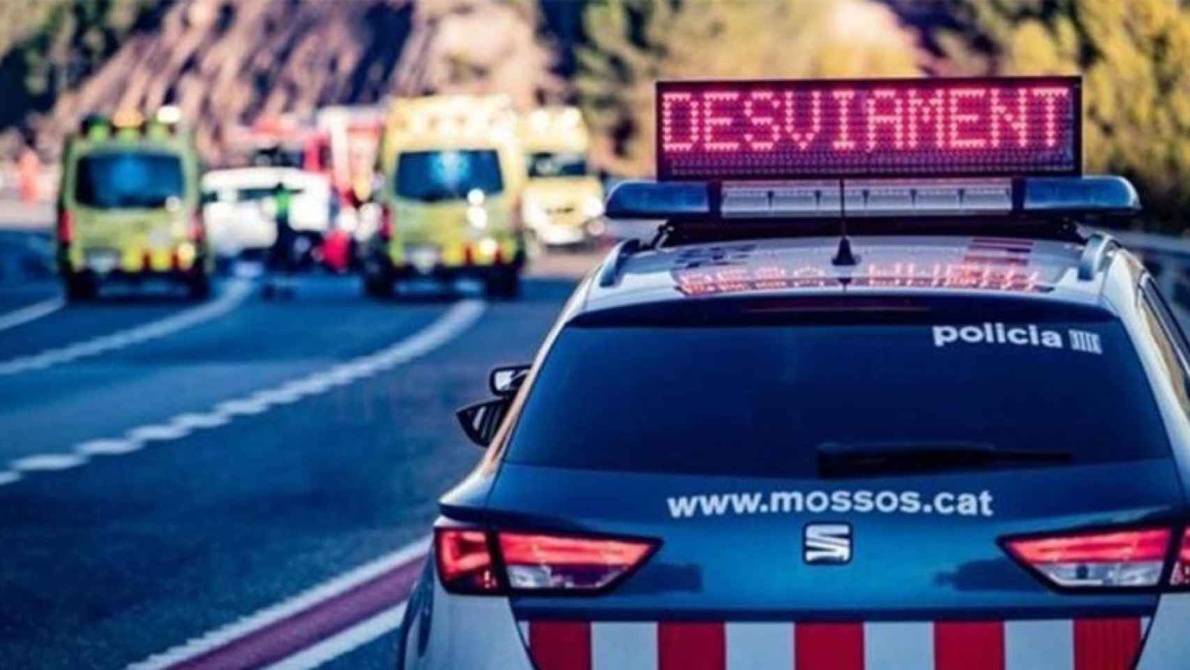 Imagen de archivo de un accidente de tráfico, como el de este jueves en L'Ametlla de Mar / MOSSOS