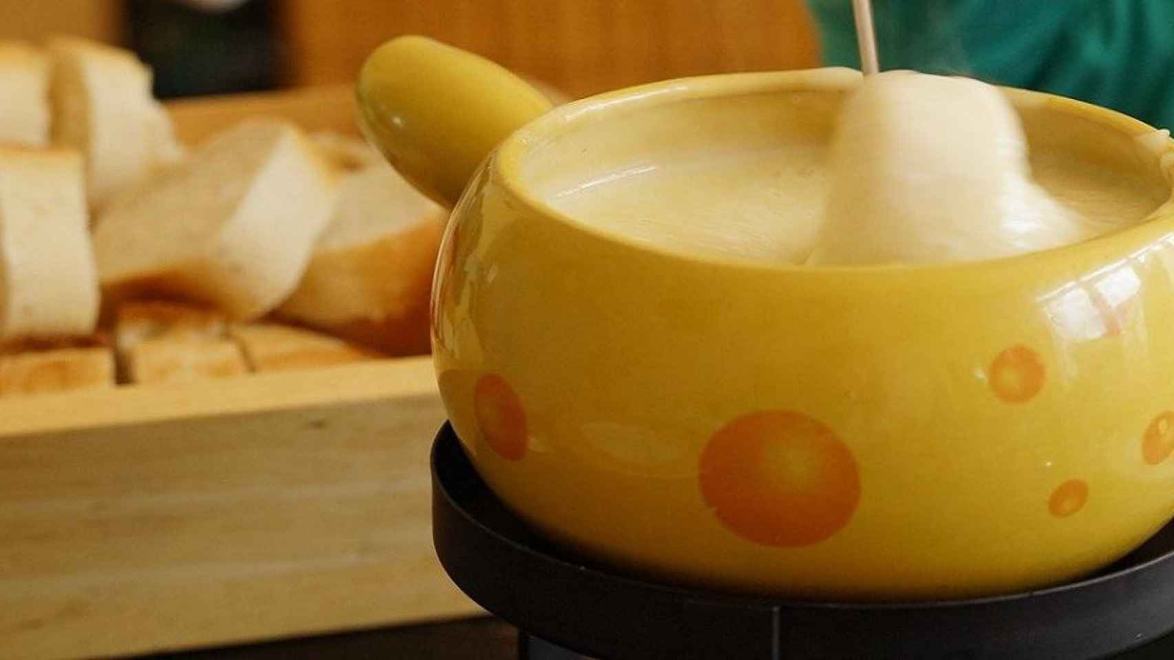 Una fondue, uno de los pequeños electrodomésticos para casa / M W EN PIXABAY