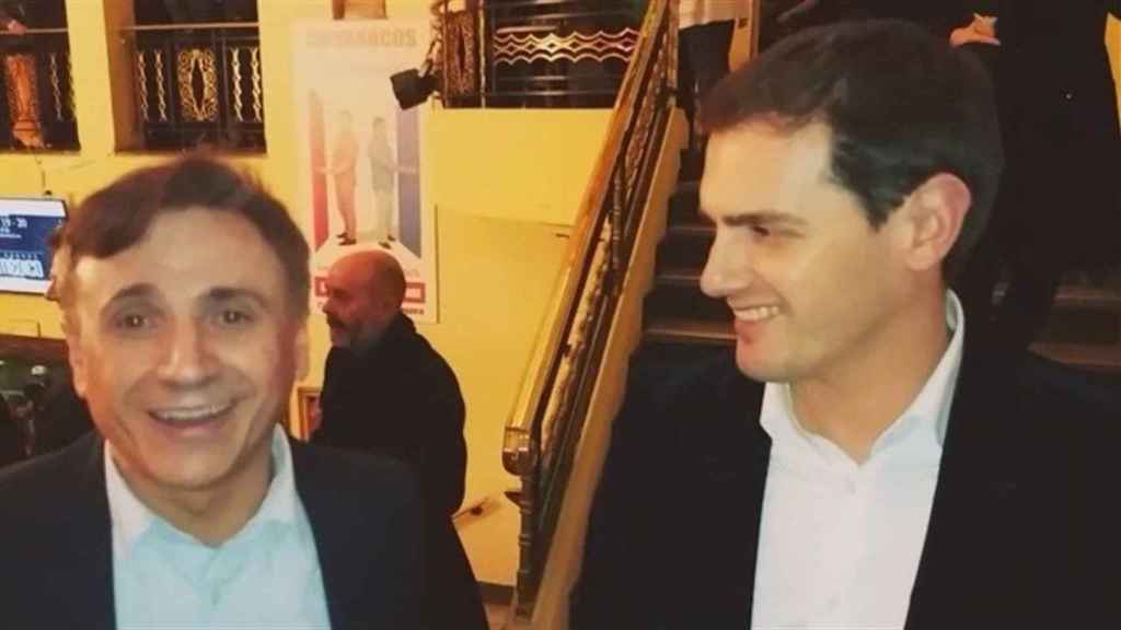 Una foto de José Mota y Albert Rivera en el musical / Europa Press