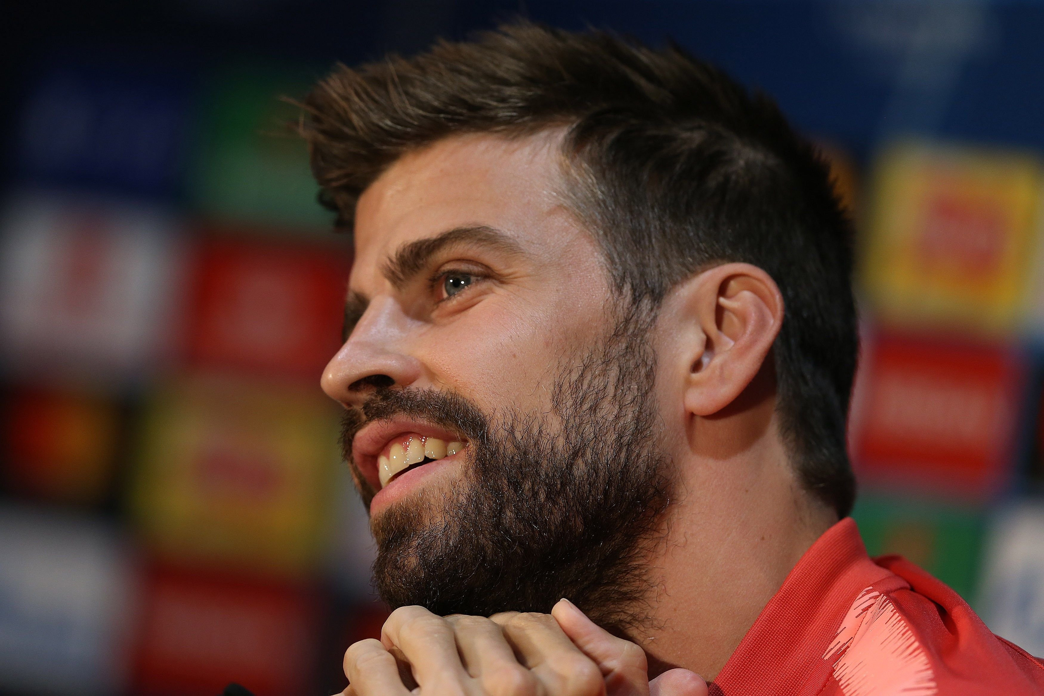 Gerard Piqué en una rueda de prensa con el FC Barcelona / EFE