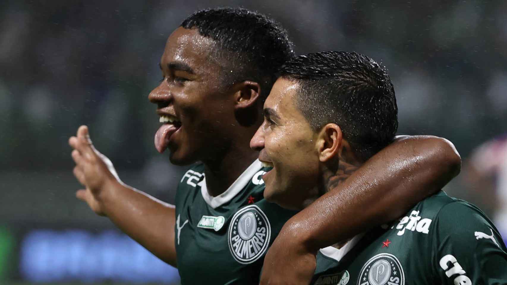 Endrick, objetivo de Barça y Real Madrid, celebrando un gol en la liga brasileña PALMEIRAS