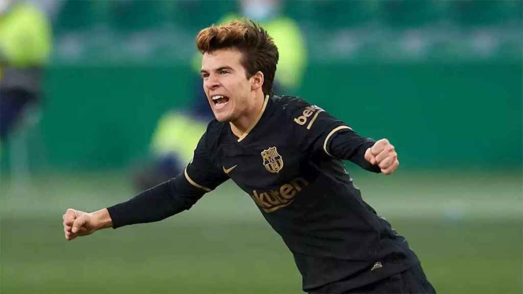 Riqui Puig, uno de los que puede beneficiarse de la llegada de Xavi | EFE