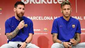 Leo Messi y Neymar, en un acto con el Barça / EFE
