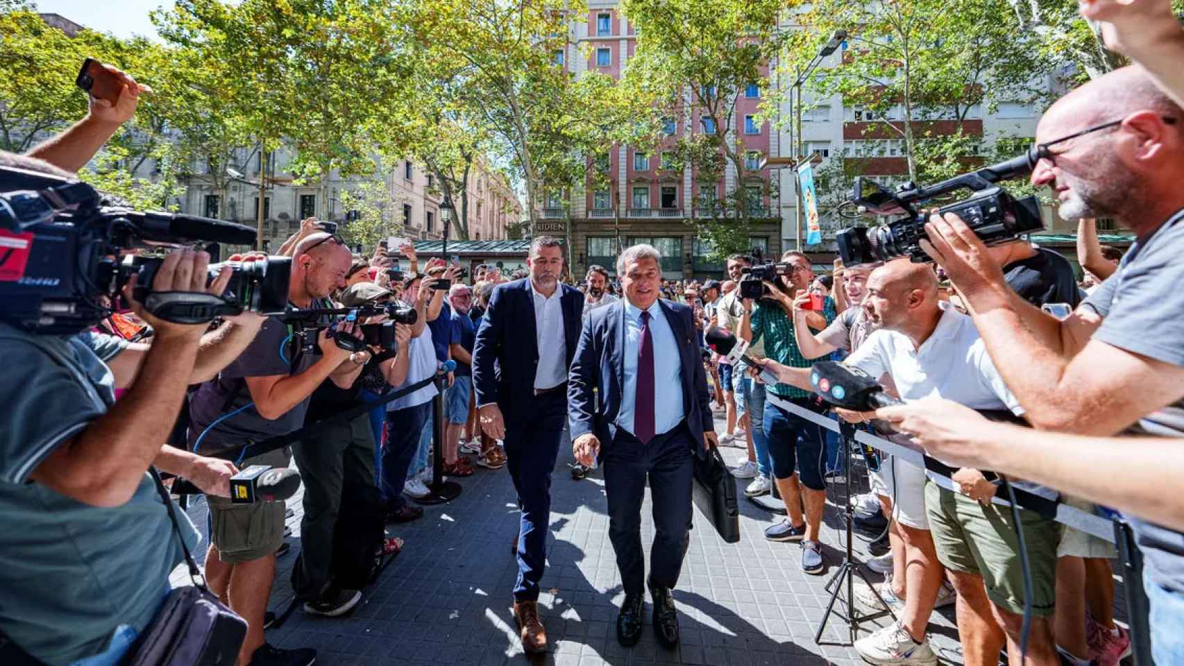 Joan Laporta acude a la Barça Store del Camp Nou para presidir la reunión de junta directiva / FCB