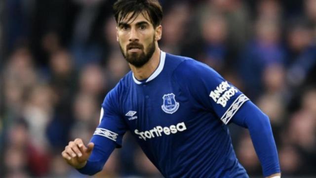 Una foto de André Gomes durante un partido del Everton / Twitter