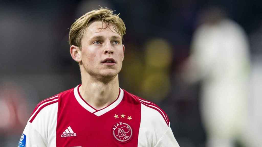 Frenkie de Jong con la camiseta del Ajax / EFE