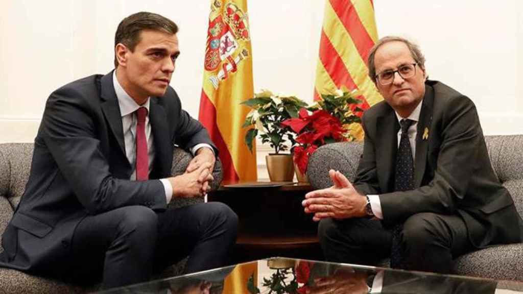 El presidente del Gobierno español Pedro Sánchez y el presidente de la Generalitat, Quim Torra, en la reunión mantenida en Barcelona / EFE