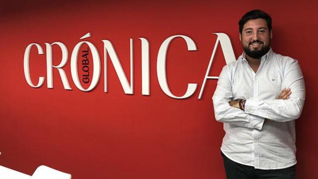 Fernando Carrera, coordinador de la agrupación de jóvenes de Sociedad Civil Catalana, en la sede de Crónica Global / CG