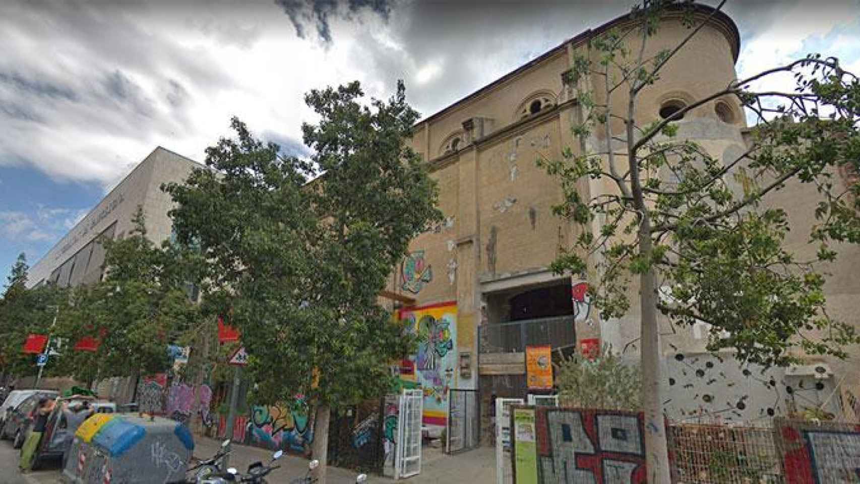 La capilla de la Misericòrdia, en la que Colau quería emplazar el nuevo CAP de El Raval / GOOGLE