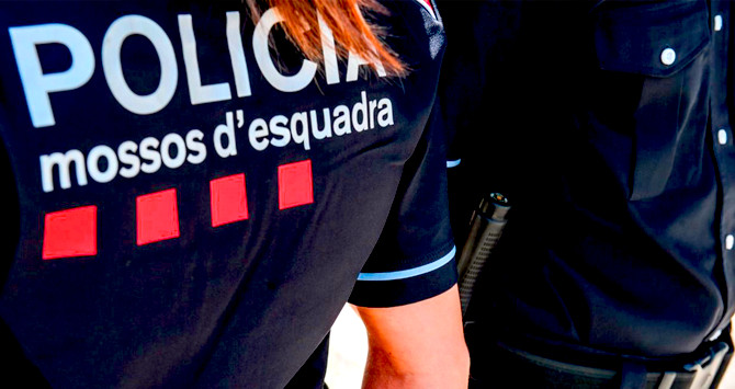 Una pareja de Mossos d'Esquadra / FLICKR