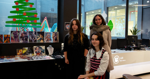 Estudiantes del la escuela de diseño durante el 'LCI Xmas Market' / CEDIDA