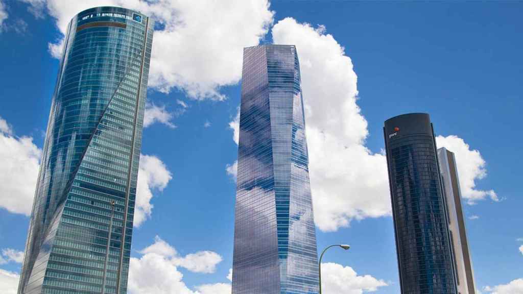 Oficinas en Cuatro Torres, Madrid, ciudad que ha captado una gran inversión inmobiliaria este año / COLLIERS