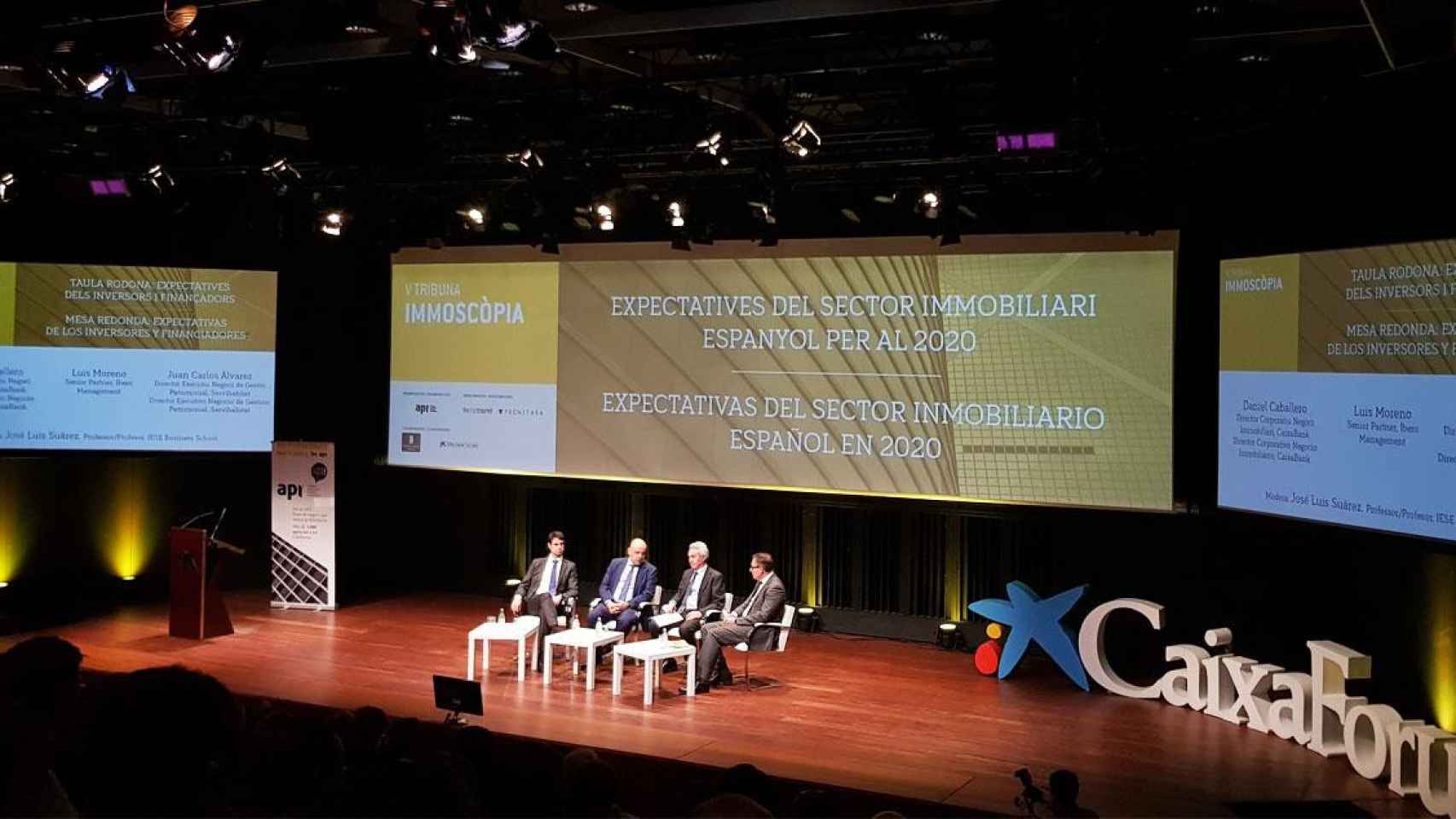 Mesa de debate del sector inmobiliario en Immoscòpia / CG