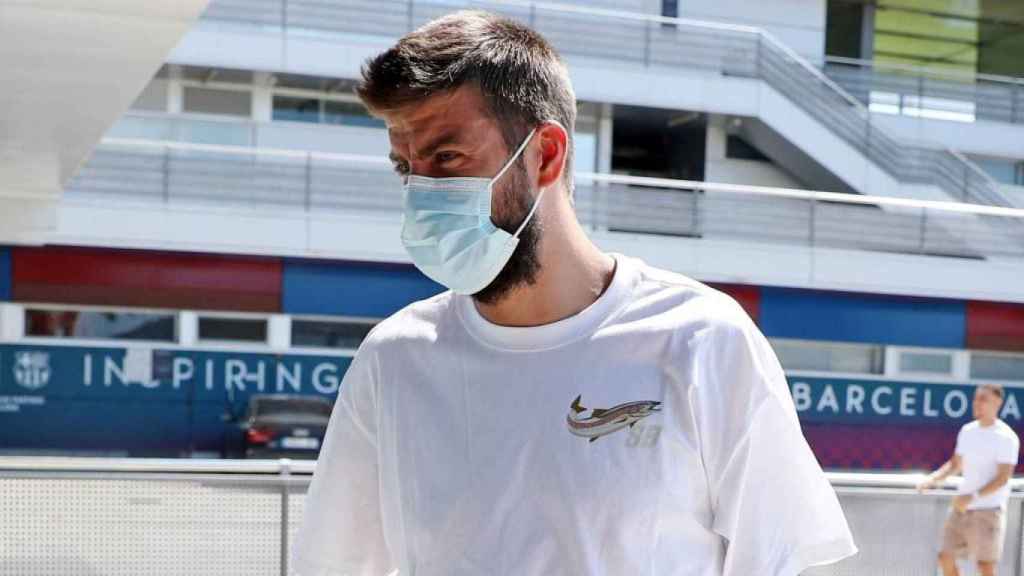 Gerard Piqué llega a la Ciudad Deportiva, en los primeros días de entrenamientos del año / FCB