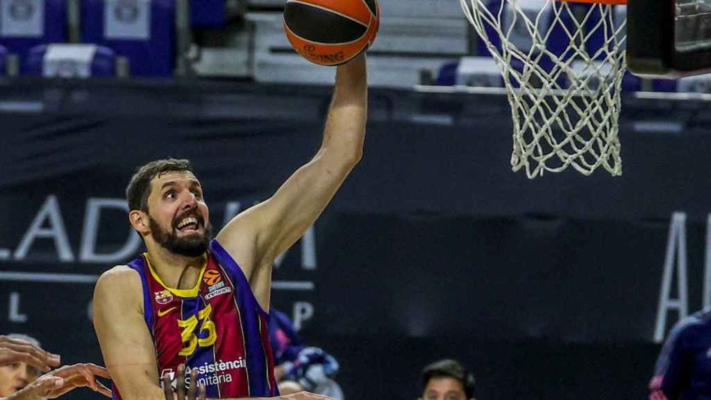 Mirotic en el partido contra el Real Madrid / EFE