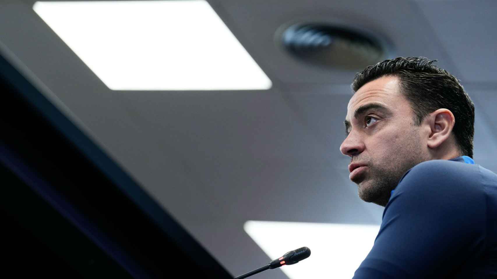 Xavi Hernández, durante una rueda de prensa en la Ciutat Esportiva / EFE