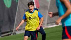 Pablo Torre, en un entrenamiento del primer equipo del Barça / FCB