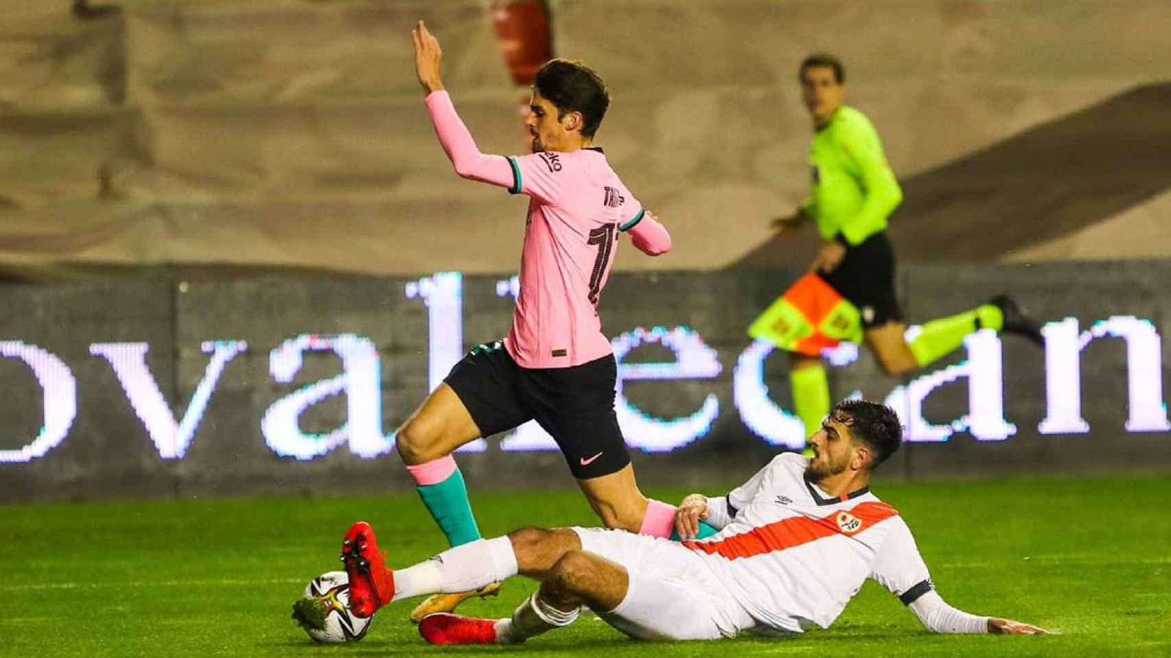 Trincao en el partido contra el Rayo Vallecano / EFE