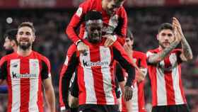 El Athletic Club celebra la victoria contra el Barça / EFE