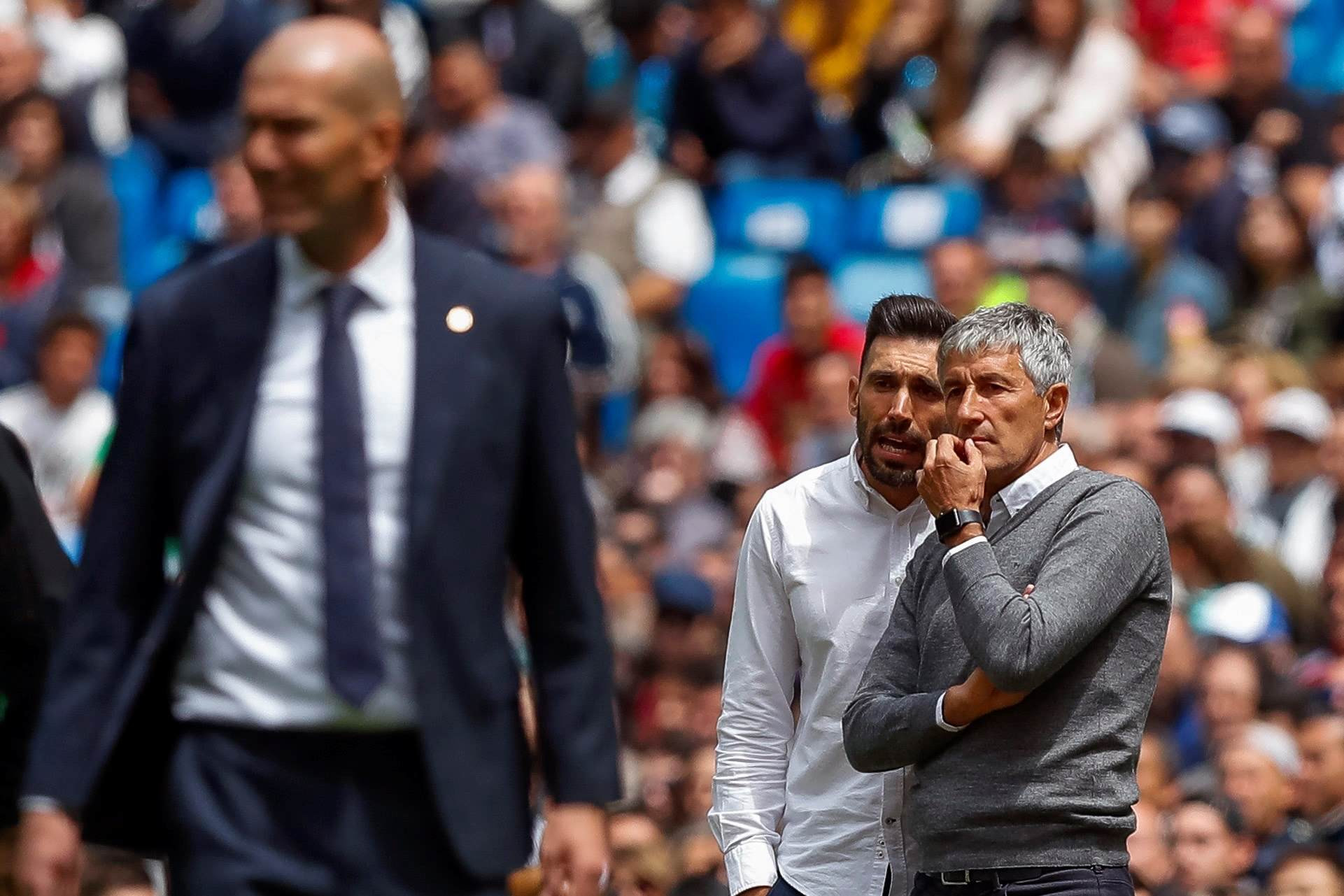 Quique Setién durante la victoria del Betis frente al Madrid de Zidane / EFE