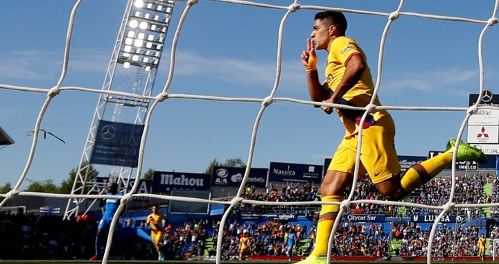 Luis Suárez celebrando su gol contra el Getafe / EFE