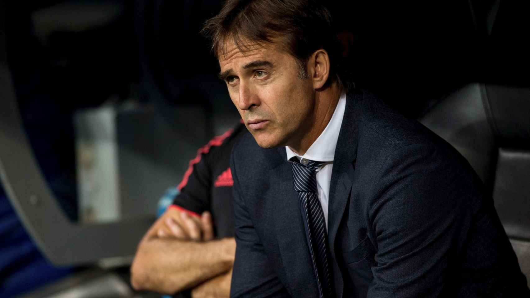 Una foto de archivo de Julen Lopetegui en el banquillo del Bernabéu / EFE