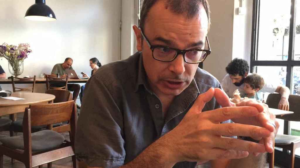 El politólogo Oriol Bartomeus, autor de El gran terràtremol, en la entrevista con 'Crónica Global'