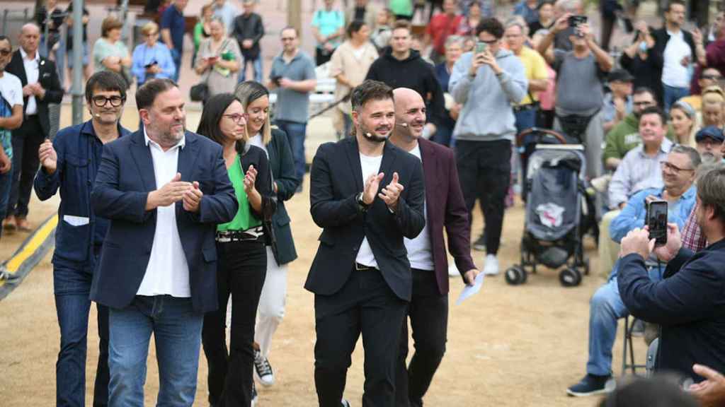 Gabriel Rufián, acompañado de Oriol Junqueras, en su presentación como candidato de ERC a la alcaldía de Santa Coloma de Gramenet / ERC