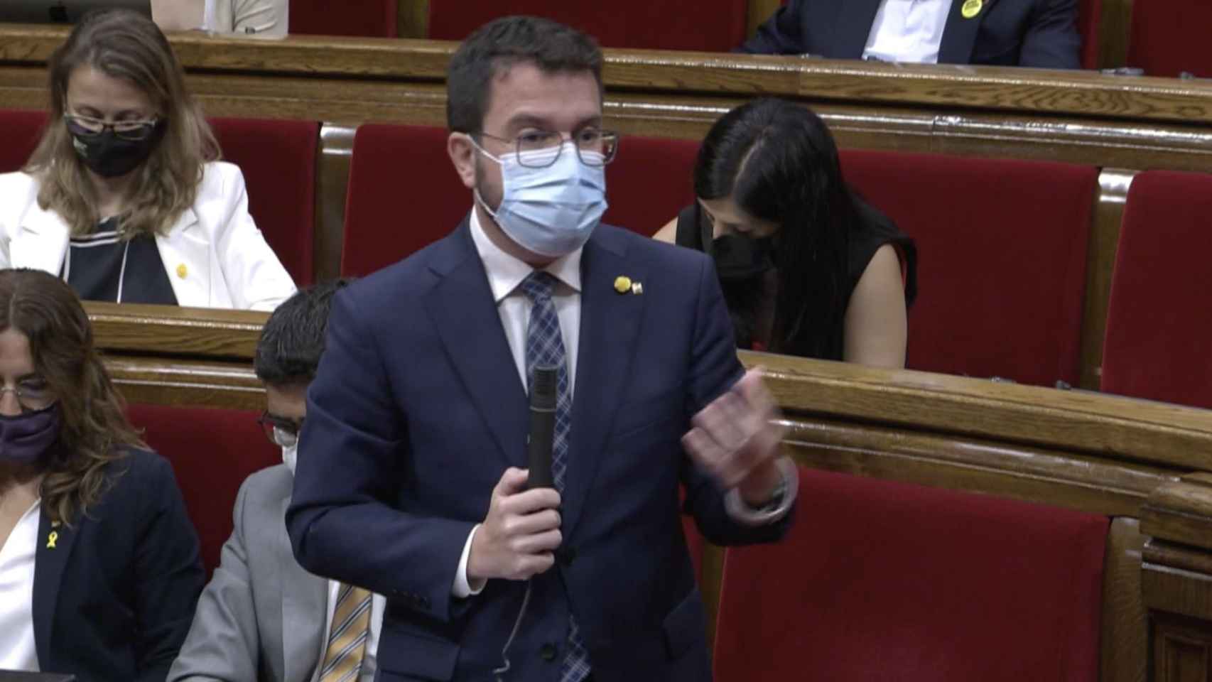 El presidente de la Generalitat, Pere Aragonès, durante la sesión de control en el Parlament / CG (PARLAMENT.CAT)