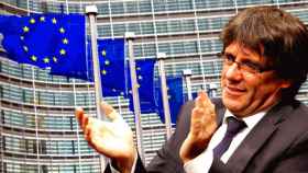 Carles Puigdemont y las banderas europeas en frente del edificio Berlaymont / FOTOMONTAJE DE CG