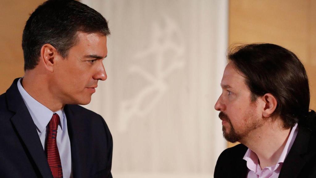 Pedro Sánchez frente a Pablo Iglesias / EFE