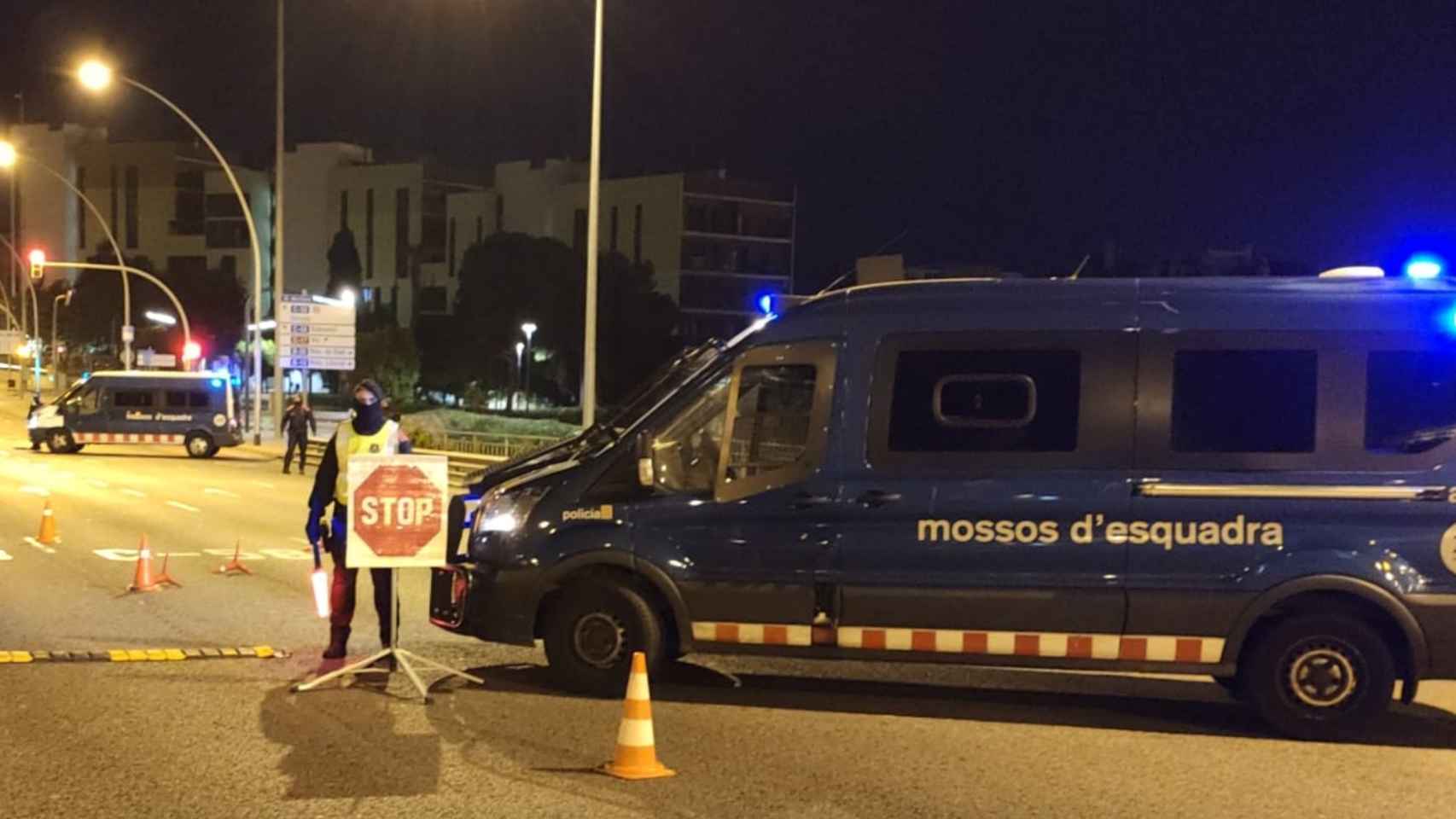 Un control de los Mossos d'Esquadra en plena ola de frío / MOSSOS D'ESQUADRA