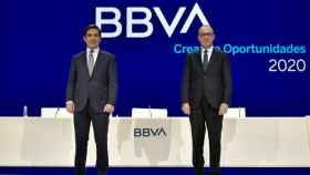 El presidente y el consejero delegado de BBVA, Carlos Torres y Onur Genç / EP