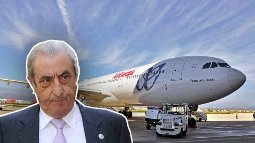 Juan José Hidalgo, presidente de Air Europa, y un avión de la compañía.