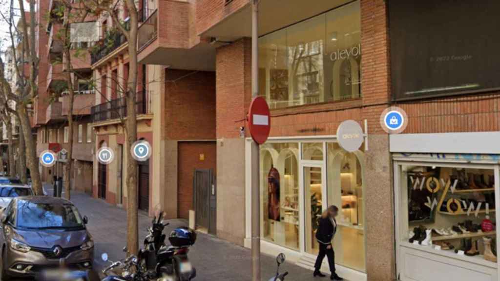 Tienda de Aleyolé Jewerly en calle Amigó / CG