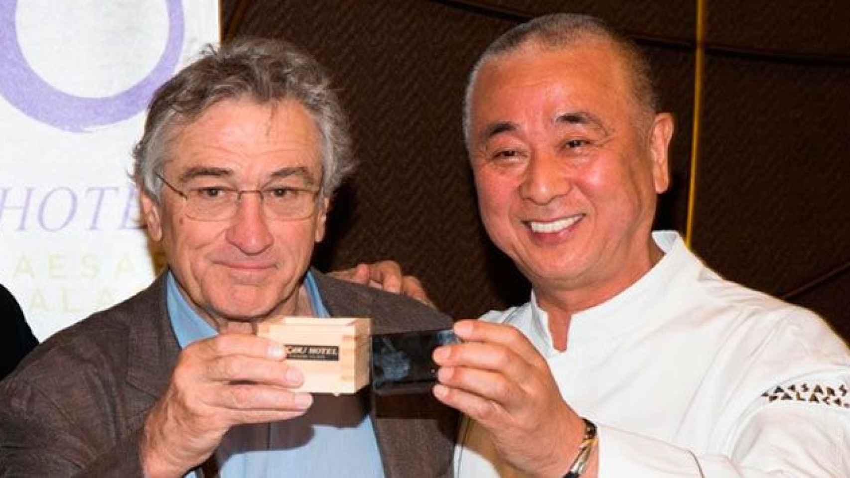 Robert de Niro con Nobu Matsuhisa, su socio en el hotel Ibiza Bay / EFE