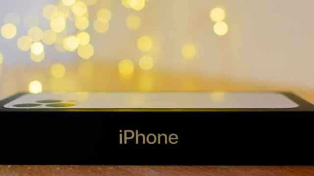Caja donde se encuentra el último iPhone de Apple / Tim Alex en UNSPLASH