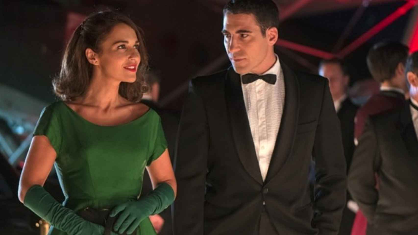 Paula Echevarría y Miguel Ángel Silvestre en 'Velvet'