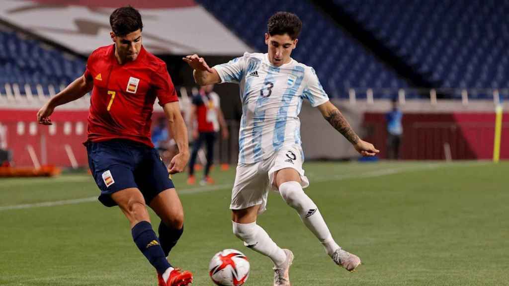 Marco Asensio en una acción ante Argentina en los JJOO de Tokio / EFE