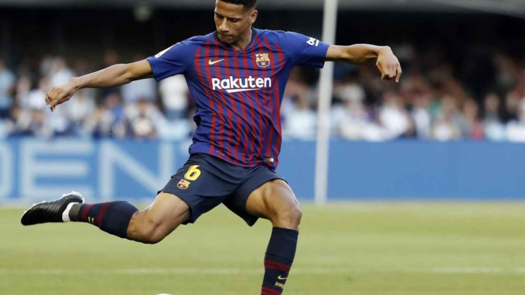 Una foto de Todibo durante el partido ante el Celta de Vigo / FCB